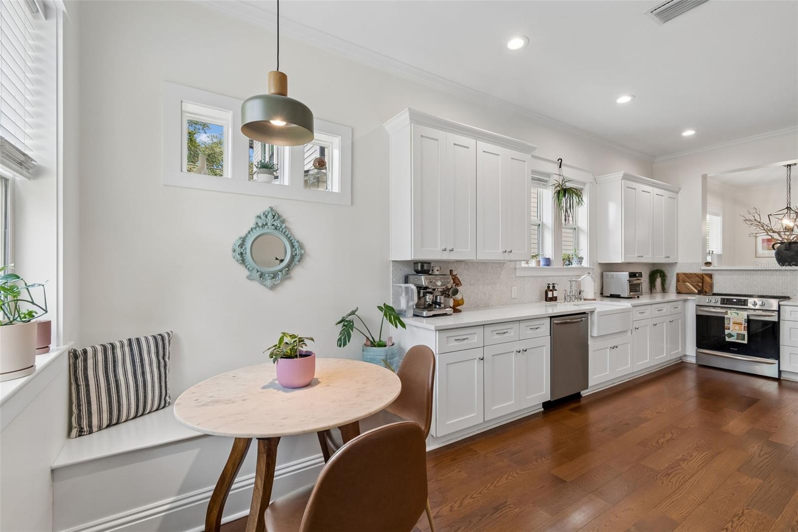 4GL | MEADOWBROOK - Residential
