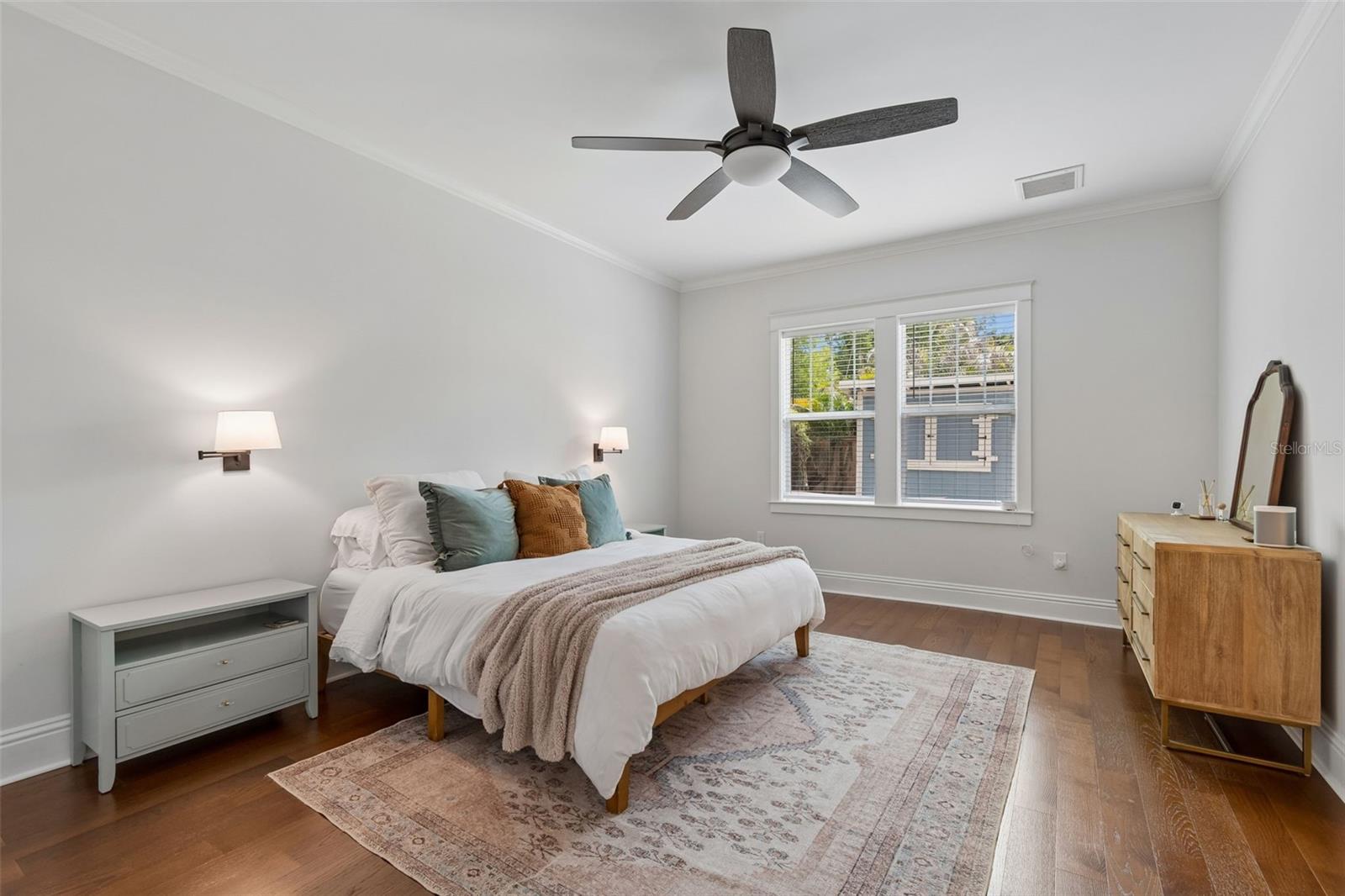 4GL | MEADOWBROOK - Residential