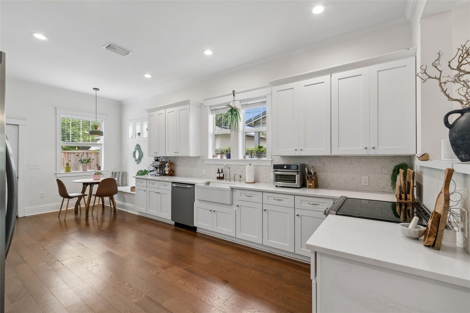 4GL | MEADOWBROOK - Residential