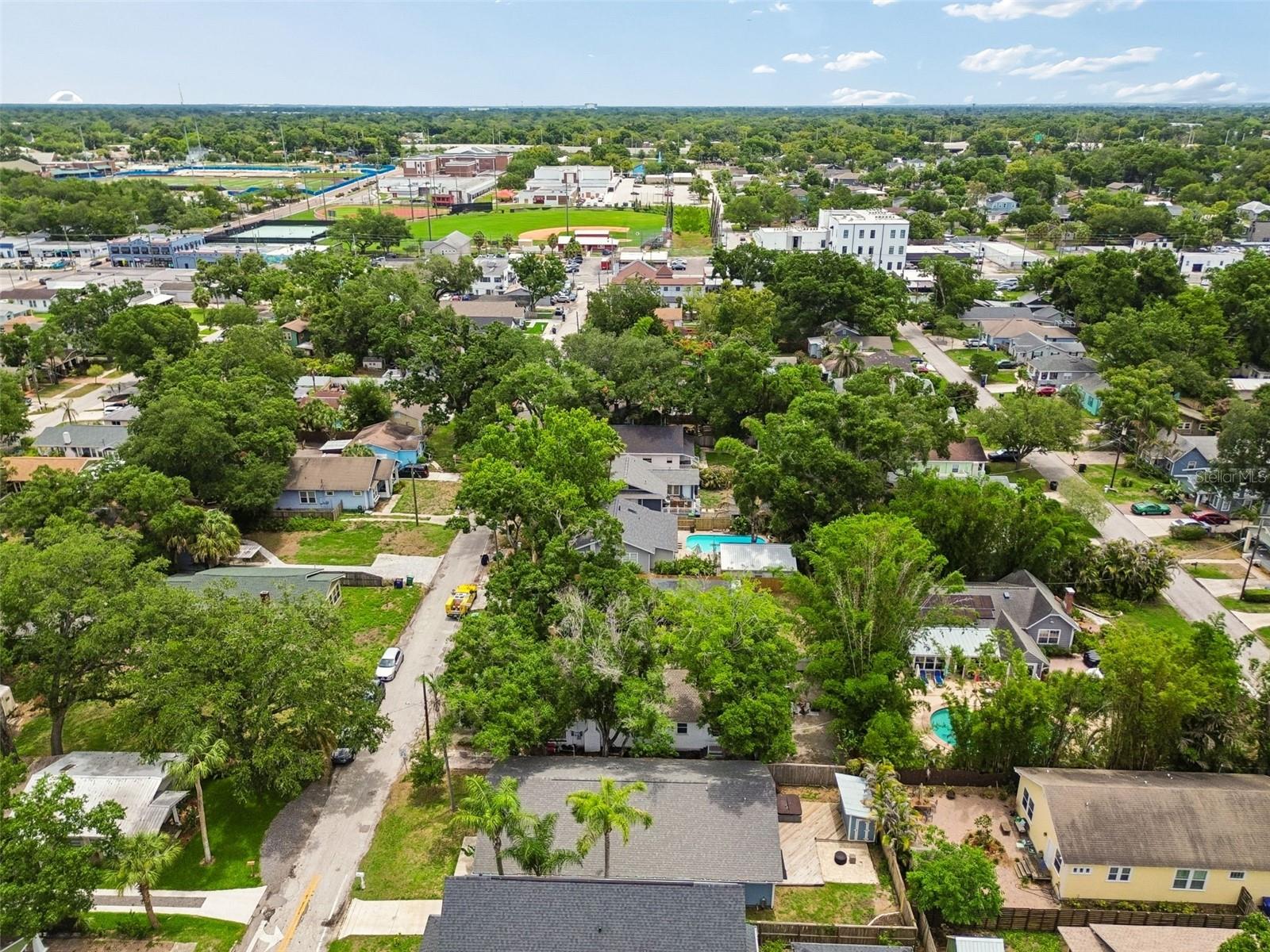 4GL | MEADOWBROOK - Residential