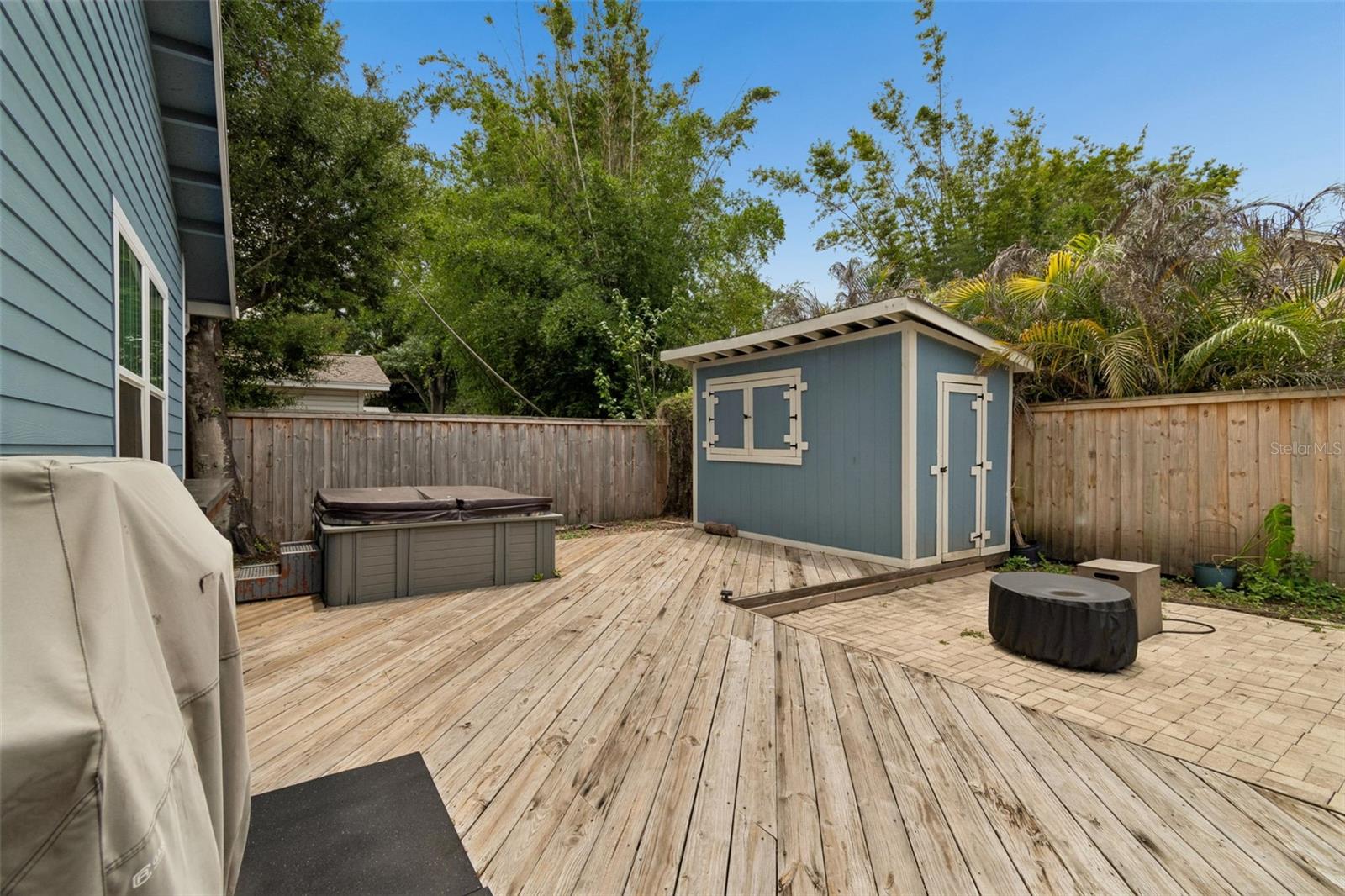 4GL | MEADOWBROOK - Residential