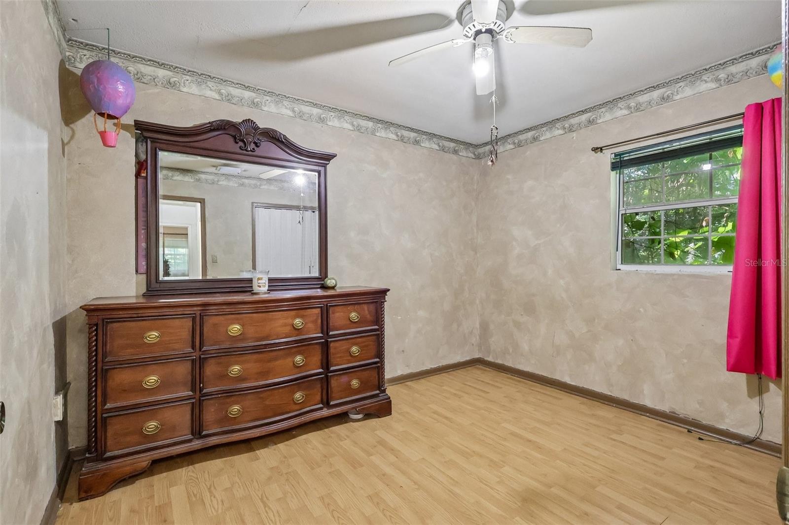 LEESBURG EDGEWATER HEIGHTS - Residential