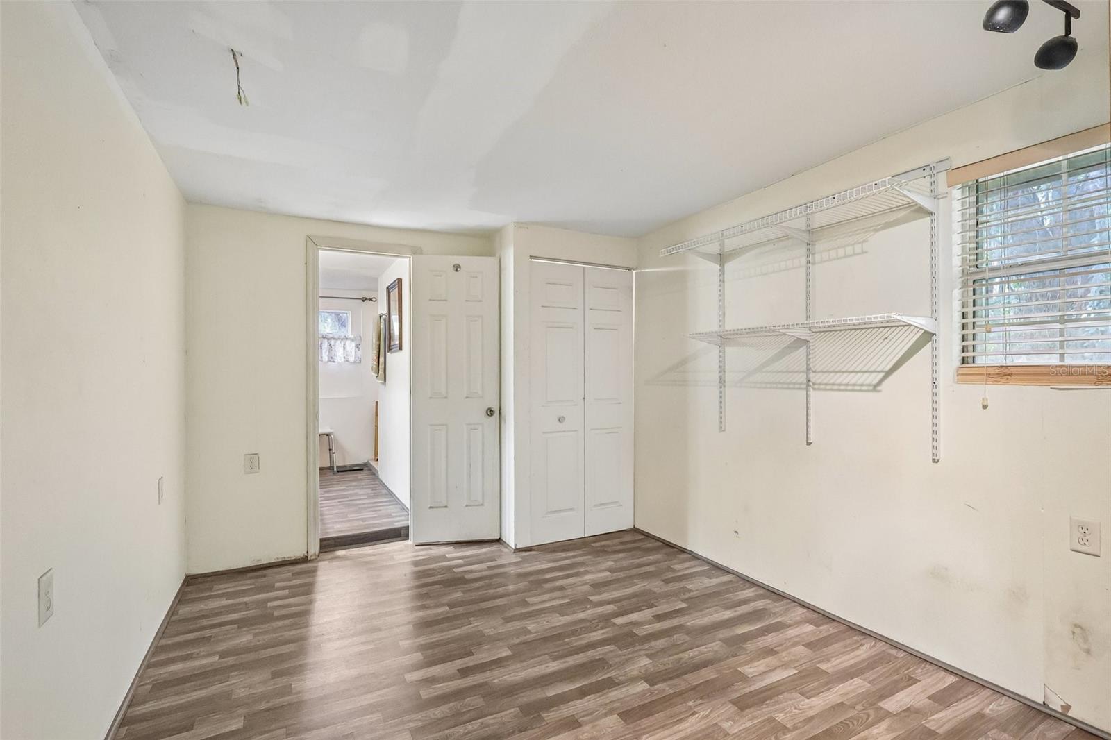 LEESBURG EDGEWATER HEIGHTS - Residential