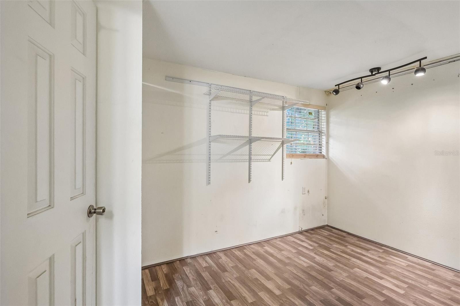 LEESBURG EDGEWATER HEIGHTS - Residential