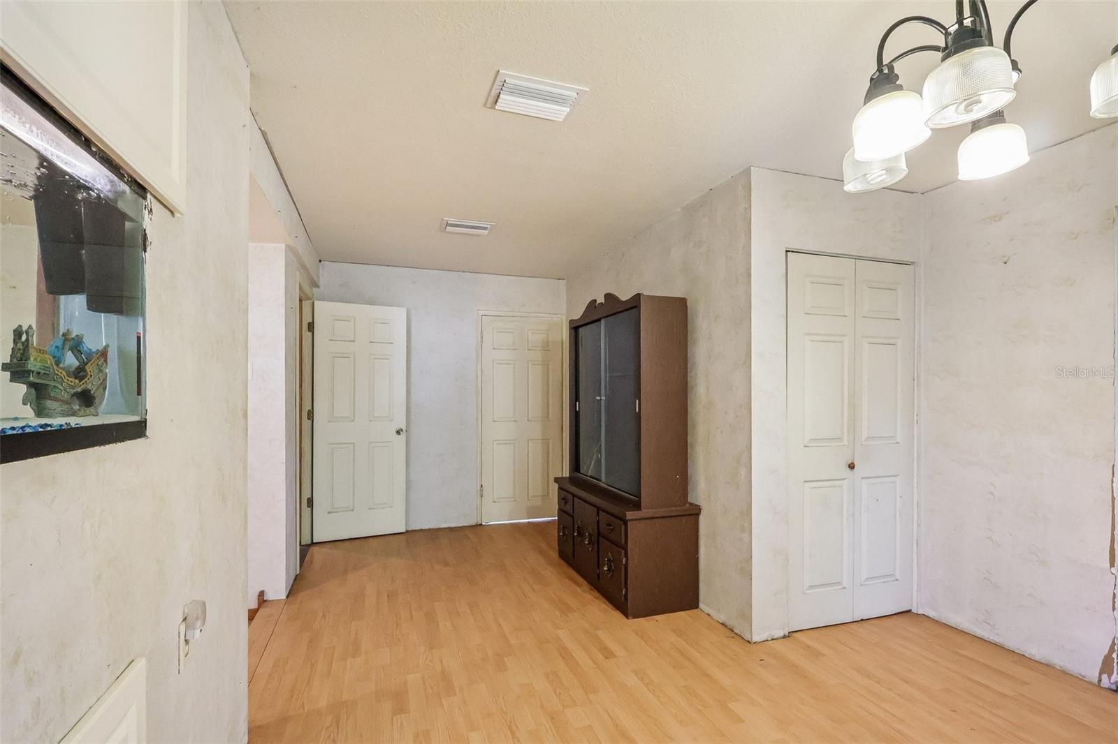 LEESBURG EDGEWATER HEIGHTS - Residential