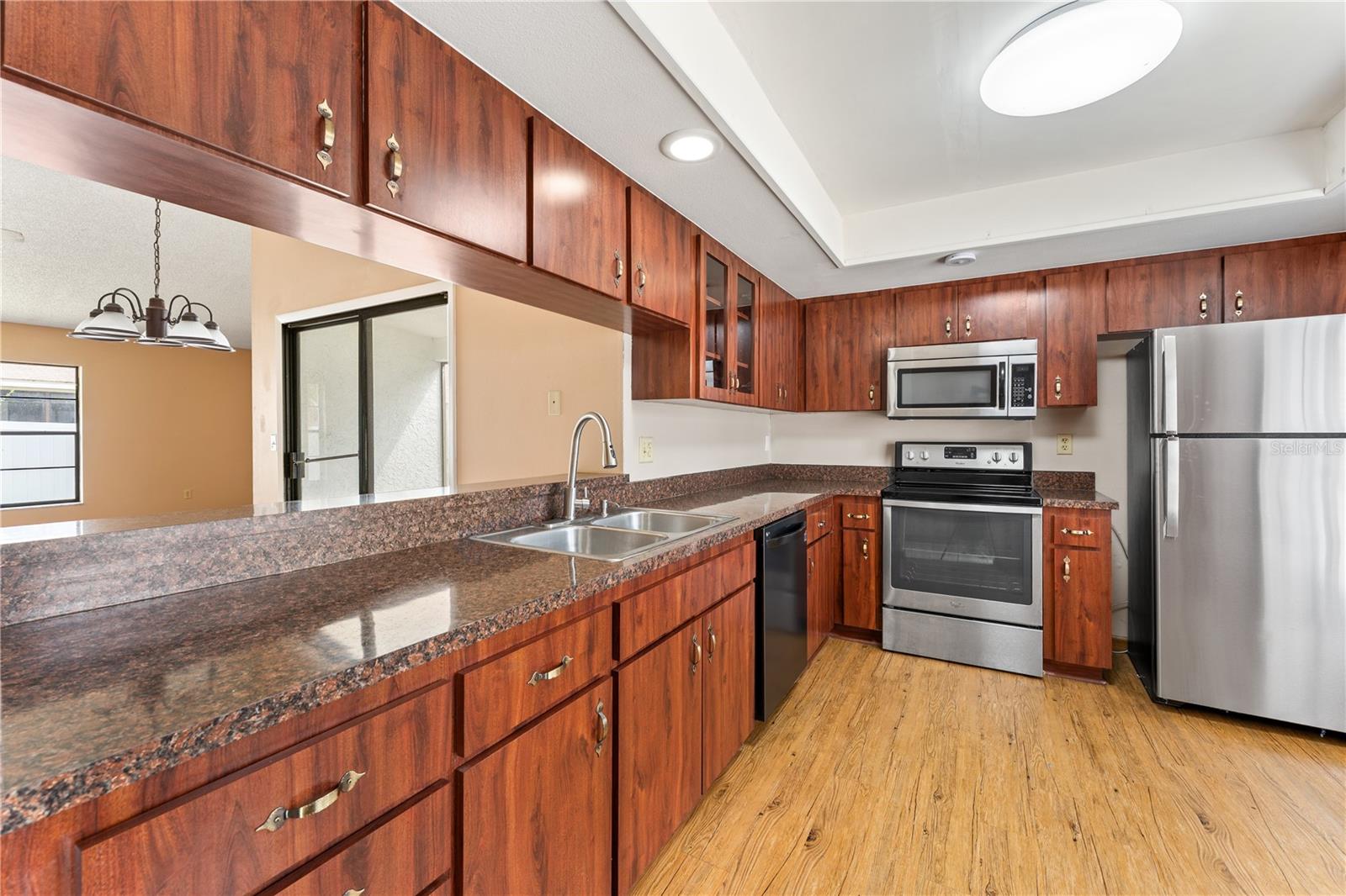 SHEFFIELD VILLAGE AT BAYSIDE MEADOWS - Residential