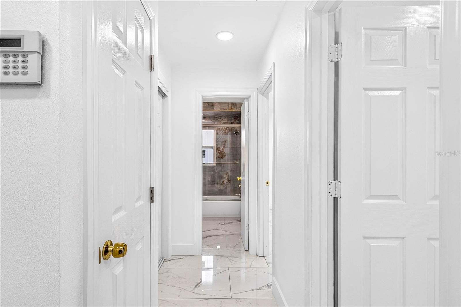 SPRING HILL - Residential