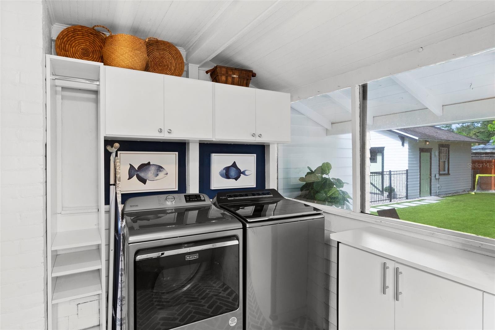 SUWANEE HEIGHTS - Residential