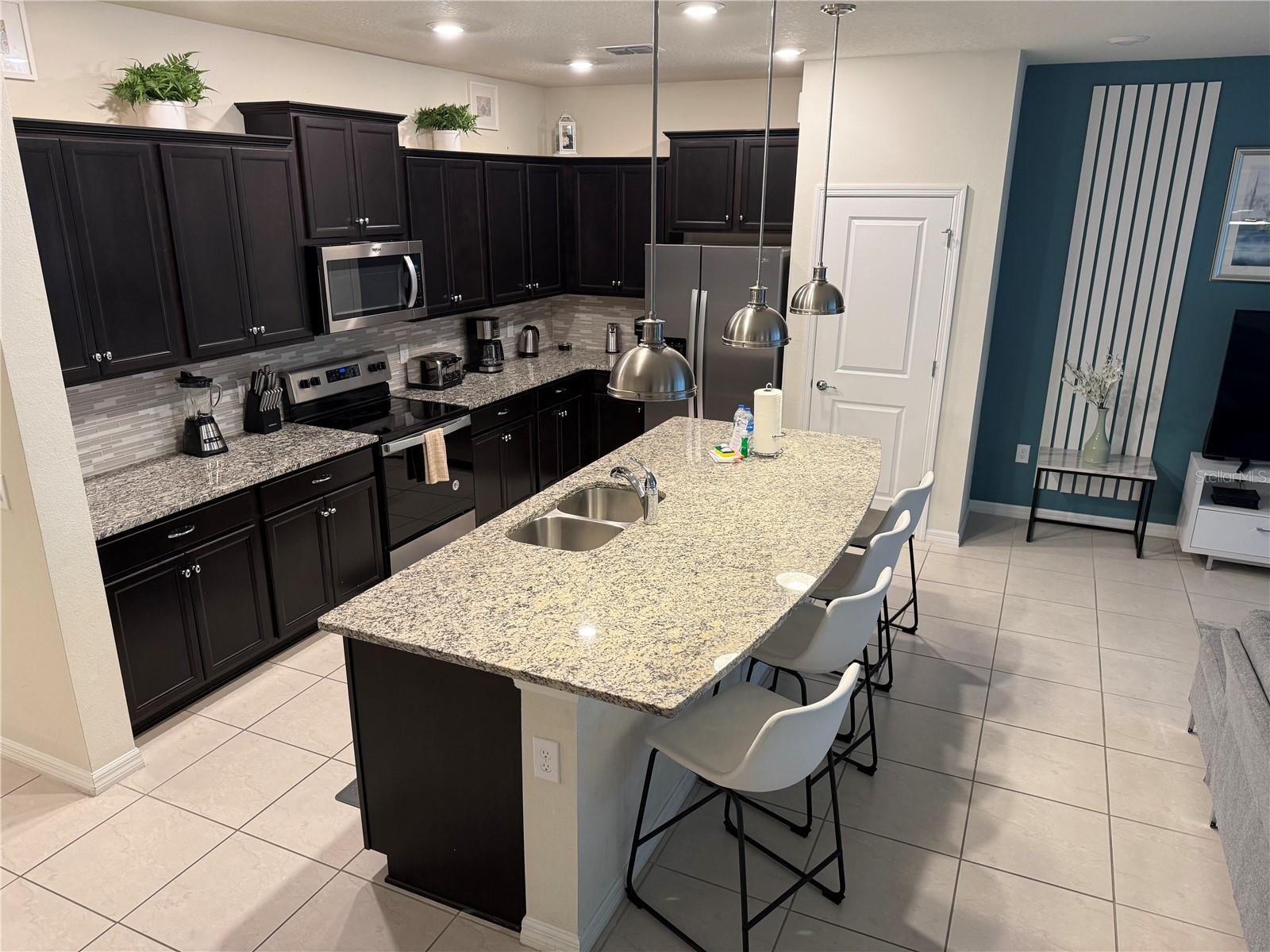 WINDSOR ISLAND RESORT - Residential