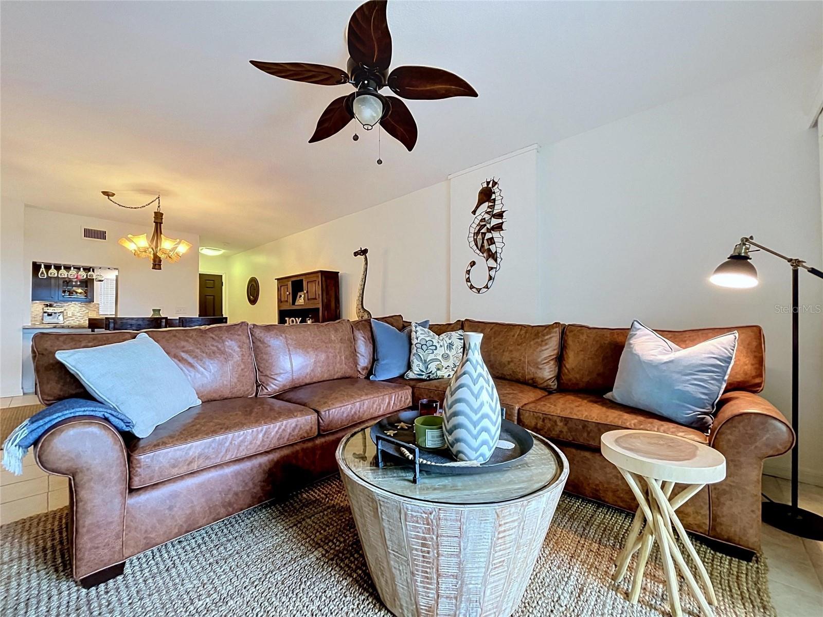 MONTMARTRE-CONDO - Residential