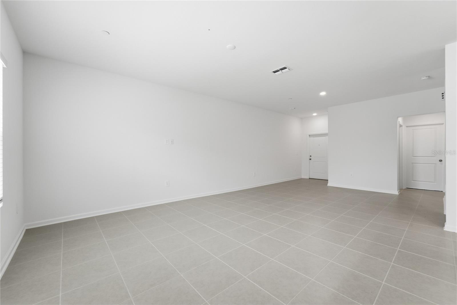 BRONSON'S RDG - Residential Lease