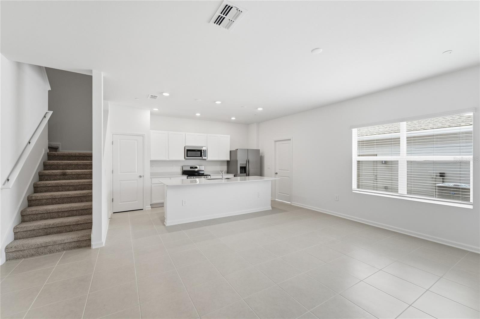 BRONSON'S RDG - Residential Lease