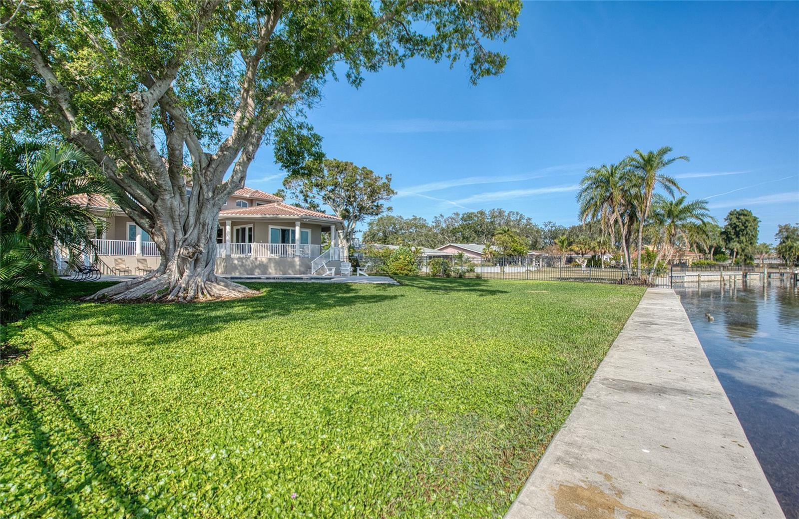 BAHAMA BEACH REP - Residential
