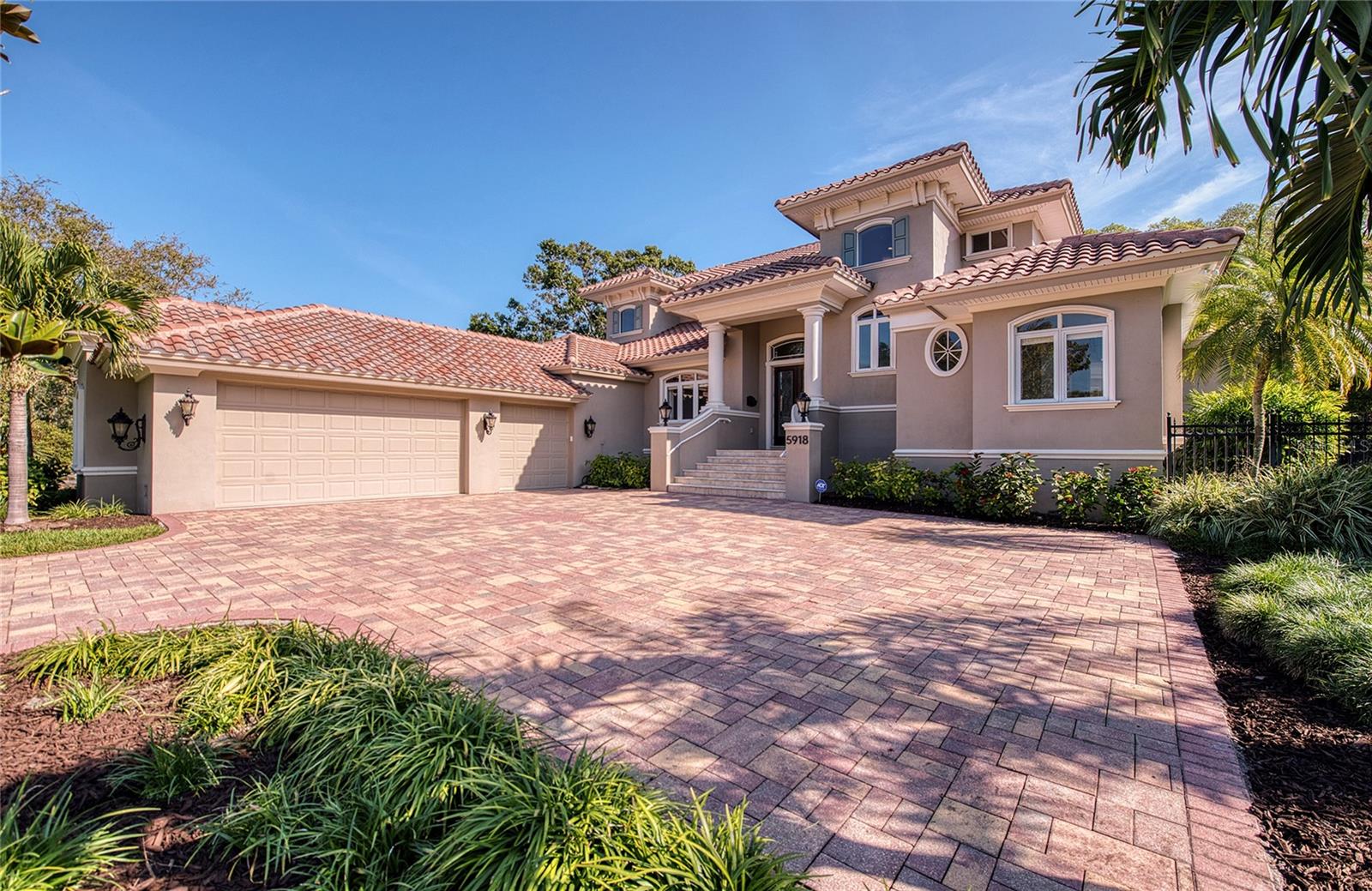 BAHAMA BEACH REP - Residential