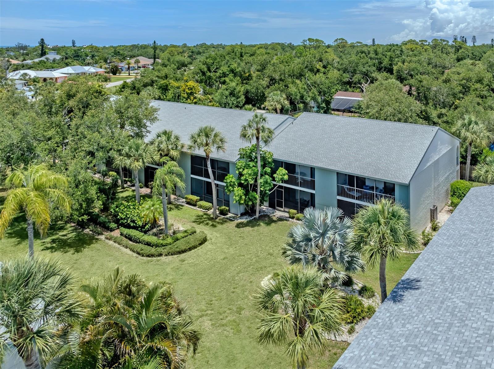 MANASOTA BEACH GRDS III - Residential