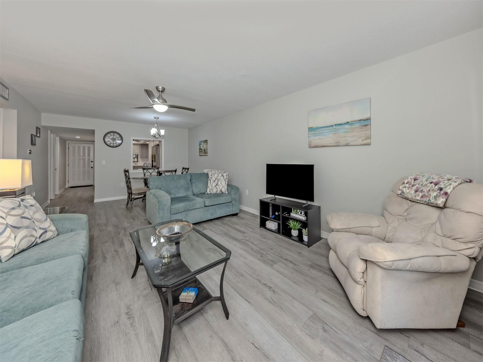 MANASOTA BEACH GRDS III - Residential