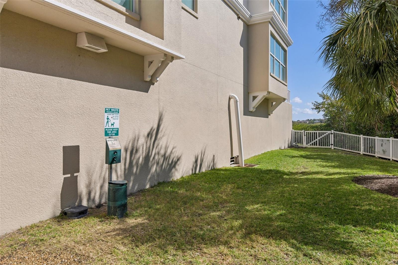 DOLPHIN KEY CONDO - Residential