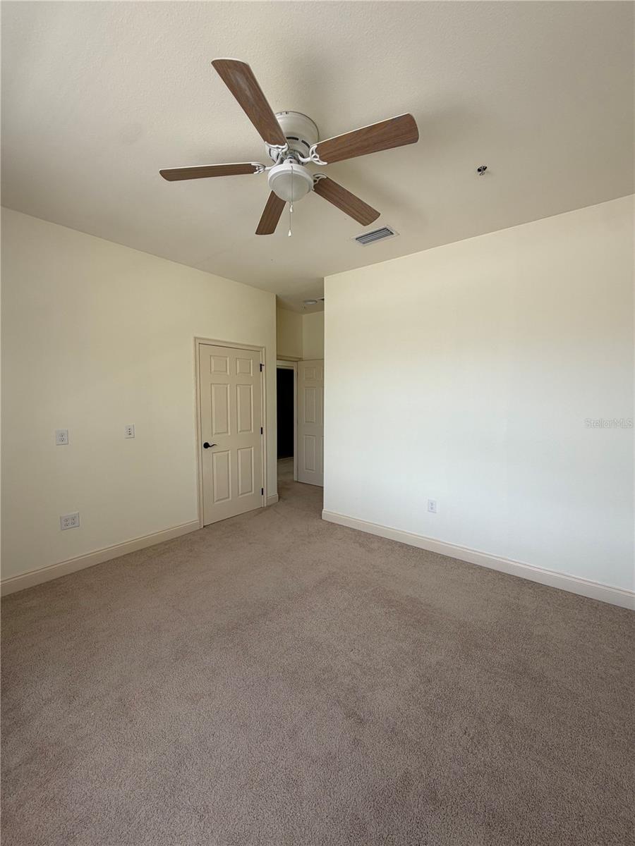 TIERRA DEL SOL - Residential Lease