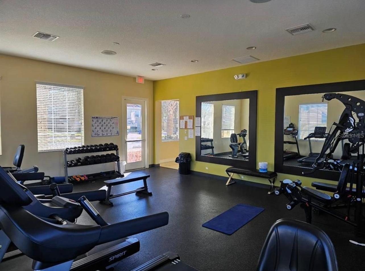 TIERRA DEL SOL - Residential Lease