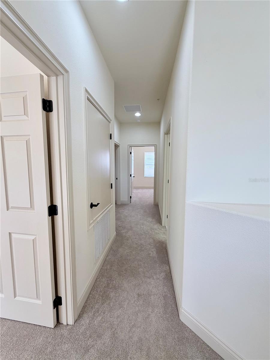 TIERRA DEL SOL - Residential Lease