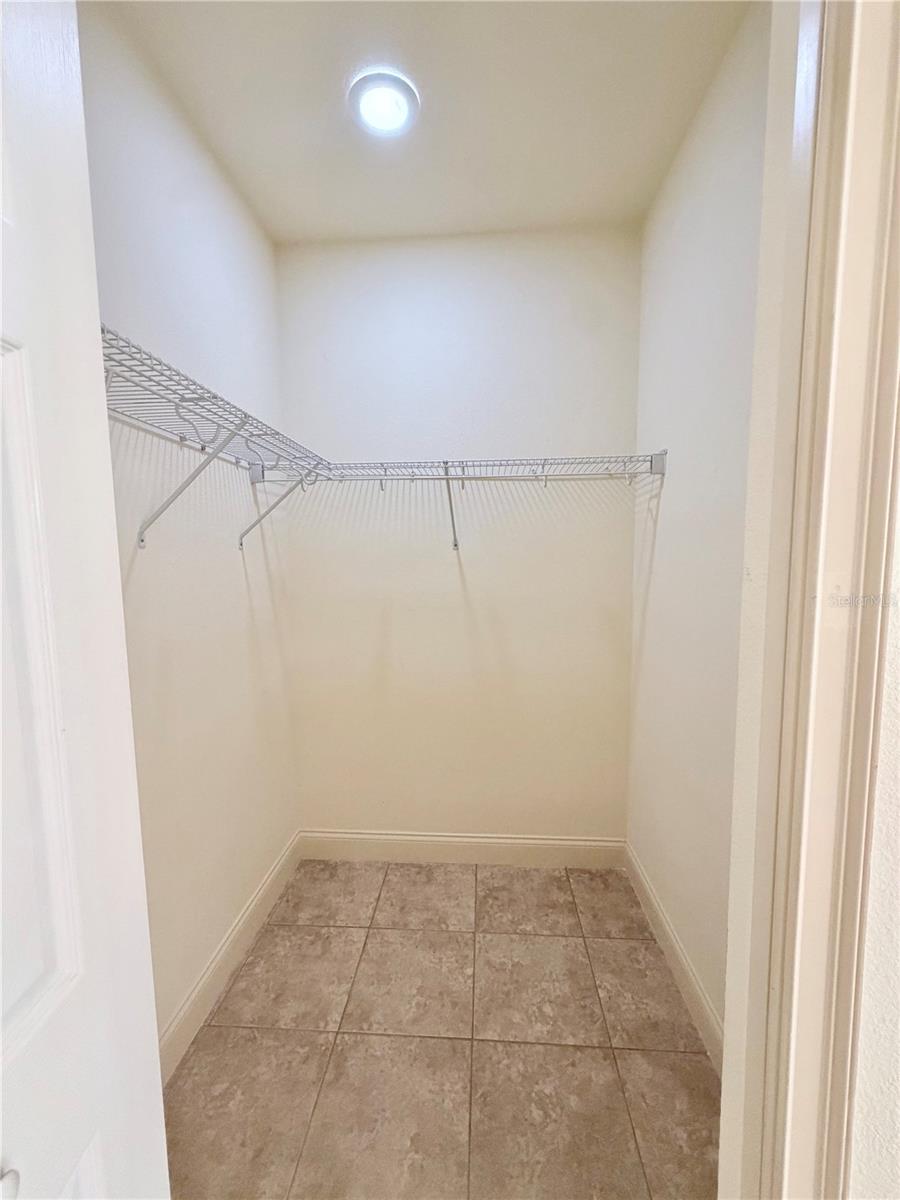 TIERRA DEL SOL - Residential Lease