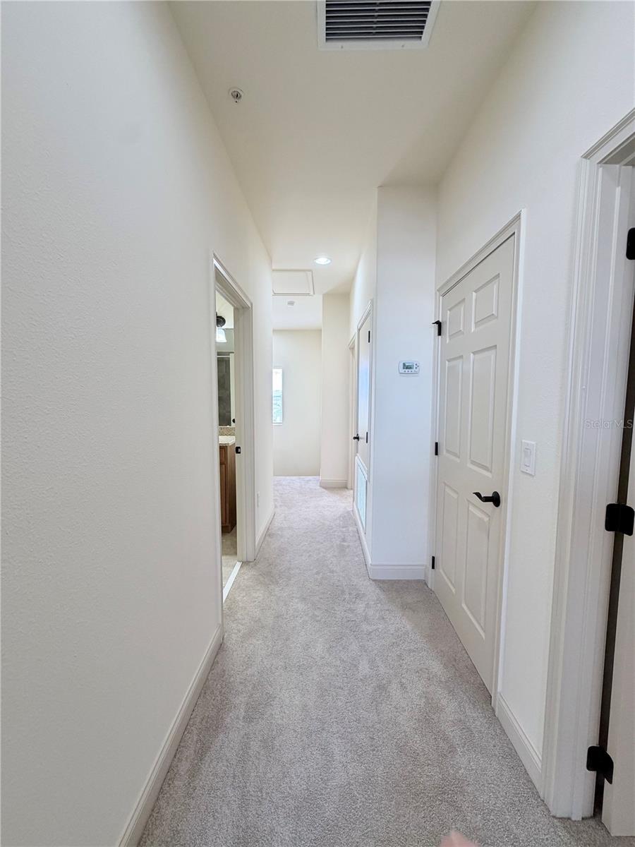 TIERRA DEL SOL - Residential Lease