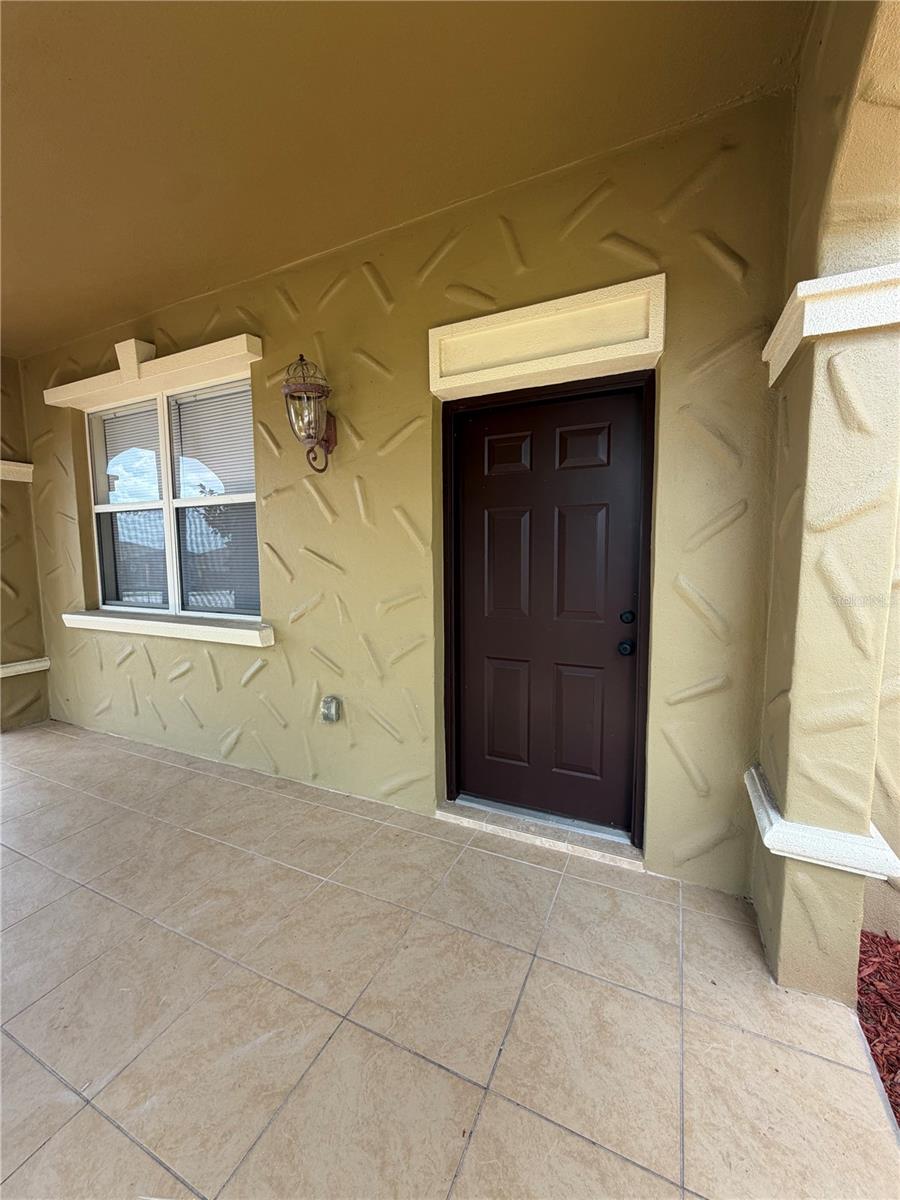 TIERRA DEL SOL - Residential Lease