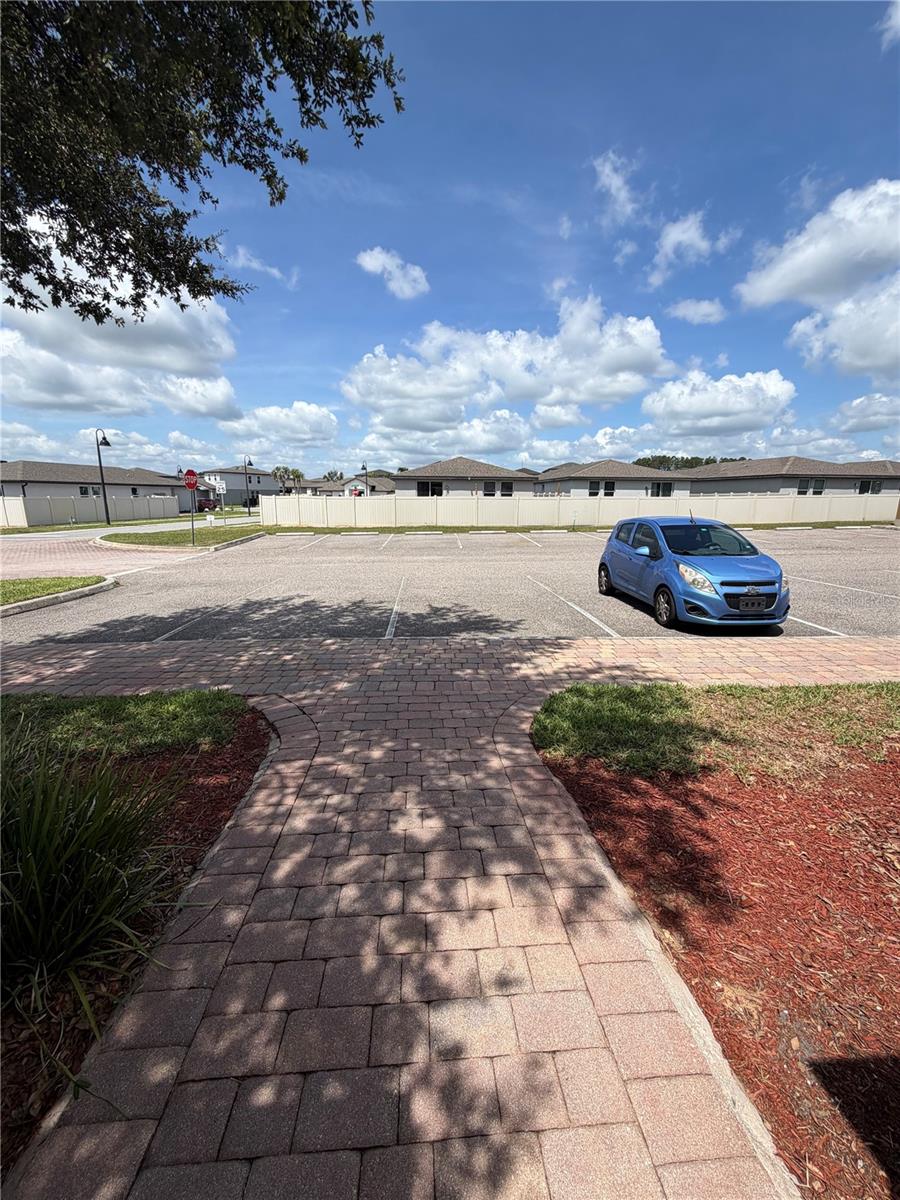 TIERRA DEL SOL - Residential Lease