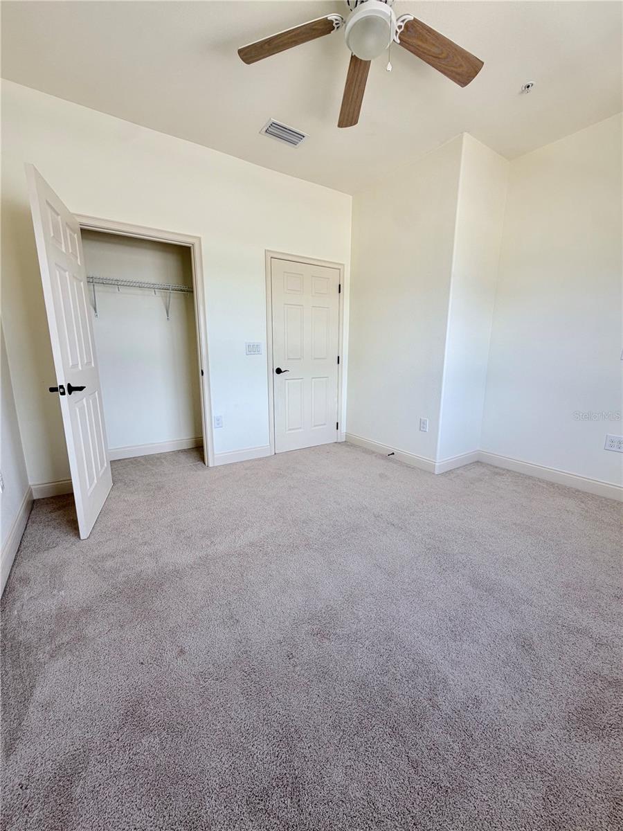 TIERRA DEL SOL - Residential Lease