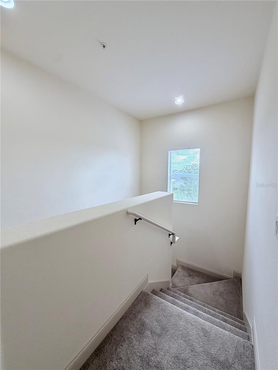 TIERRA DEL SOL - Residential Lease