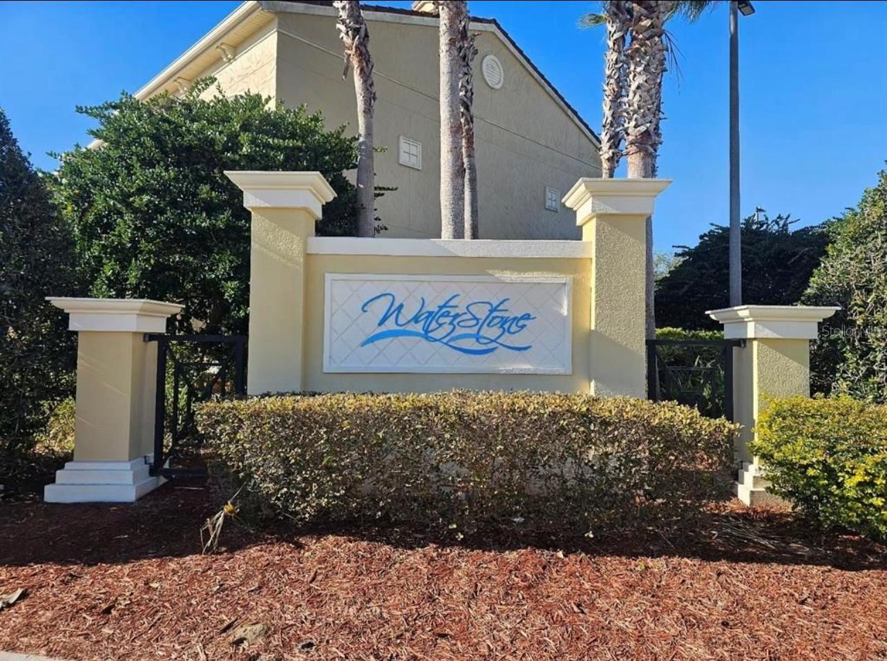 TIERRA DEL SOL - Residential Lease