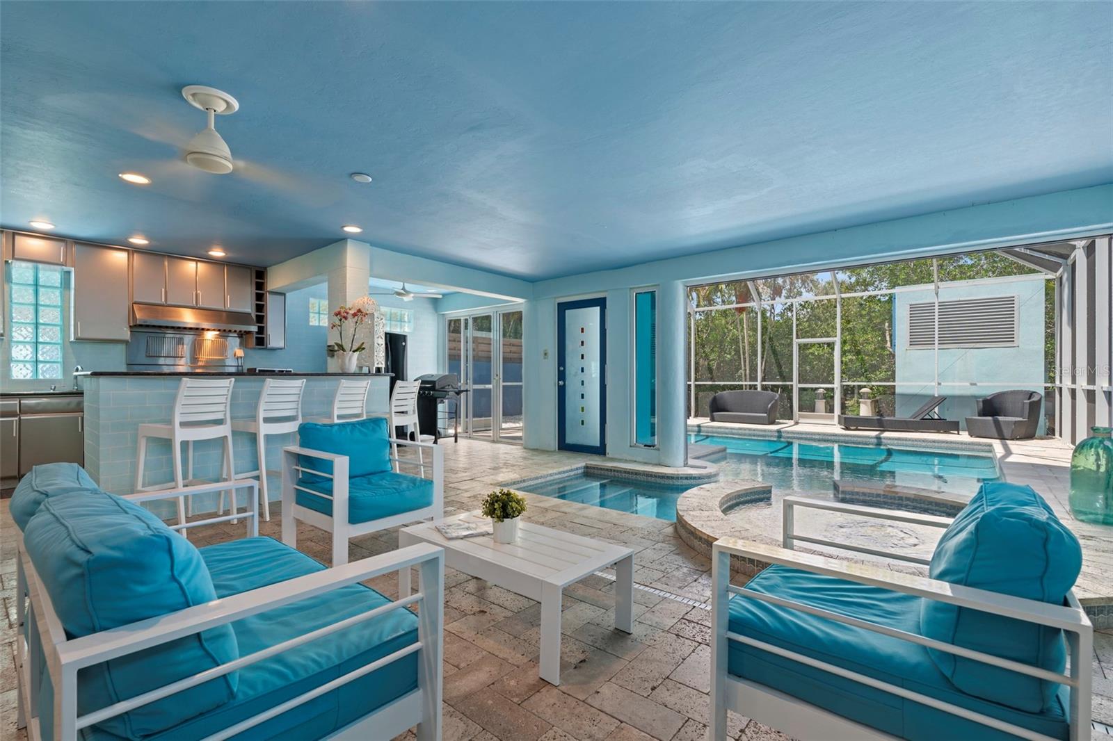 SARASOTA BEACH - Residential