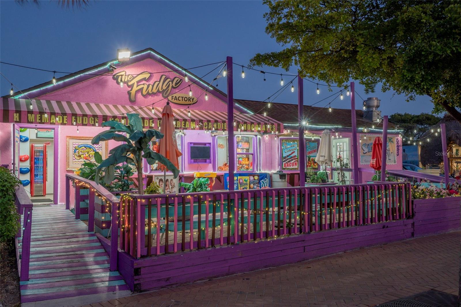 SARASOTA BEACH - Residential