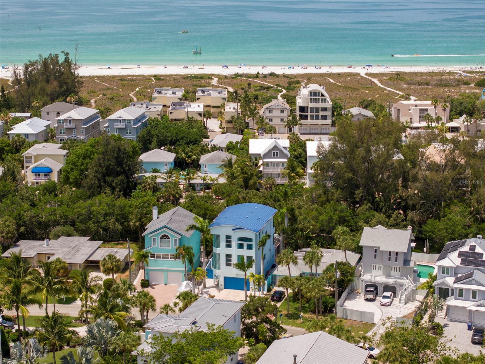 SARASOTA BEACH - Residential