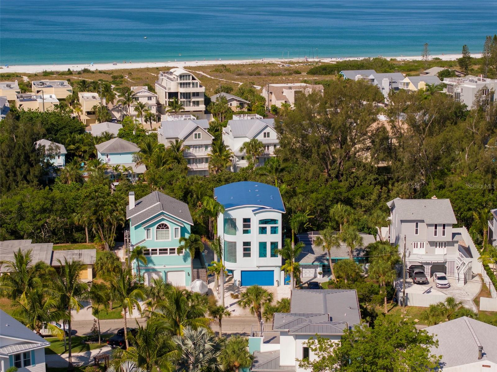 SARASOTA BEACH - Residential