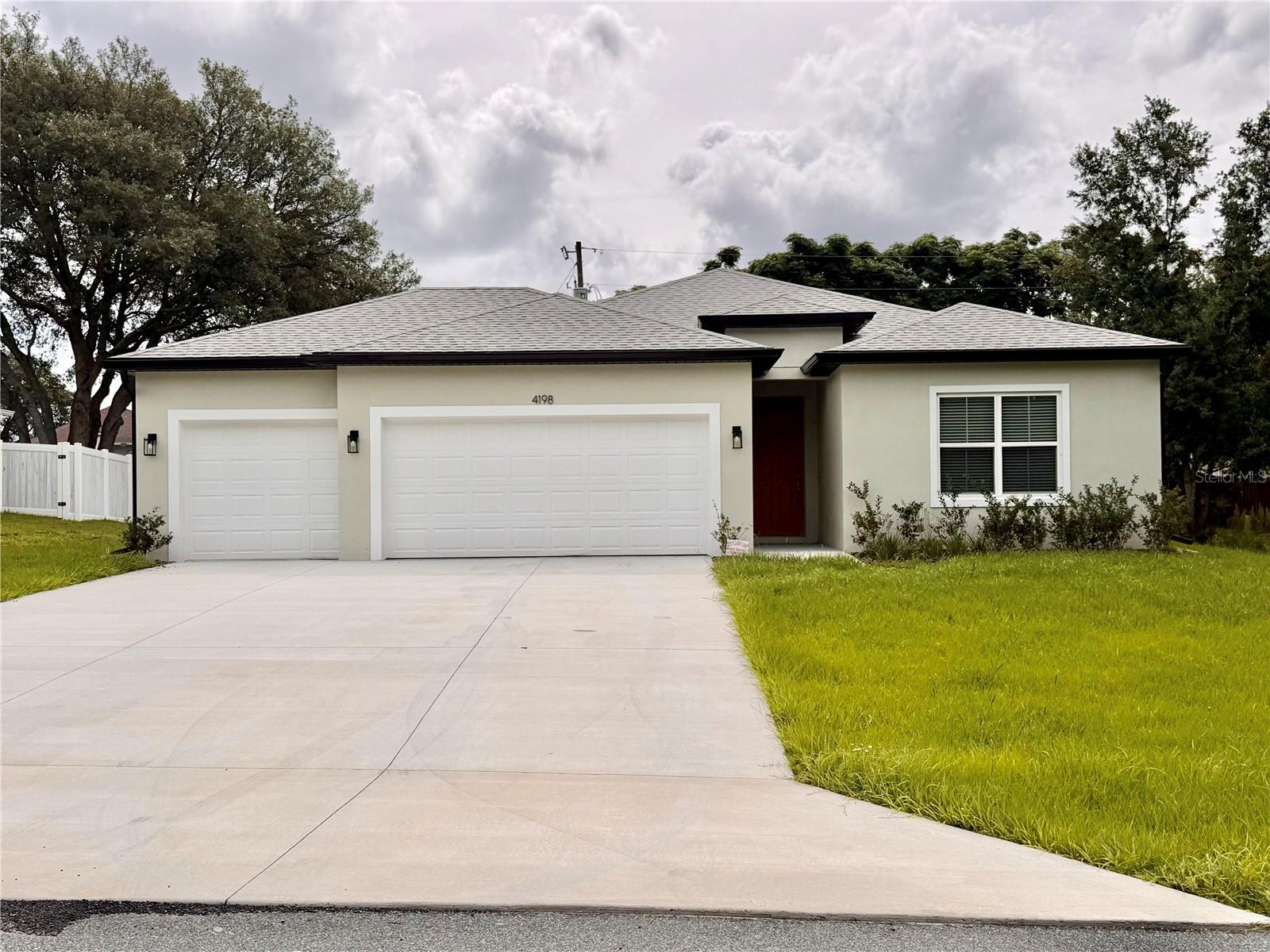 MARION OAKS UN SEVEN - Residential