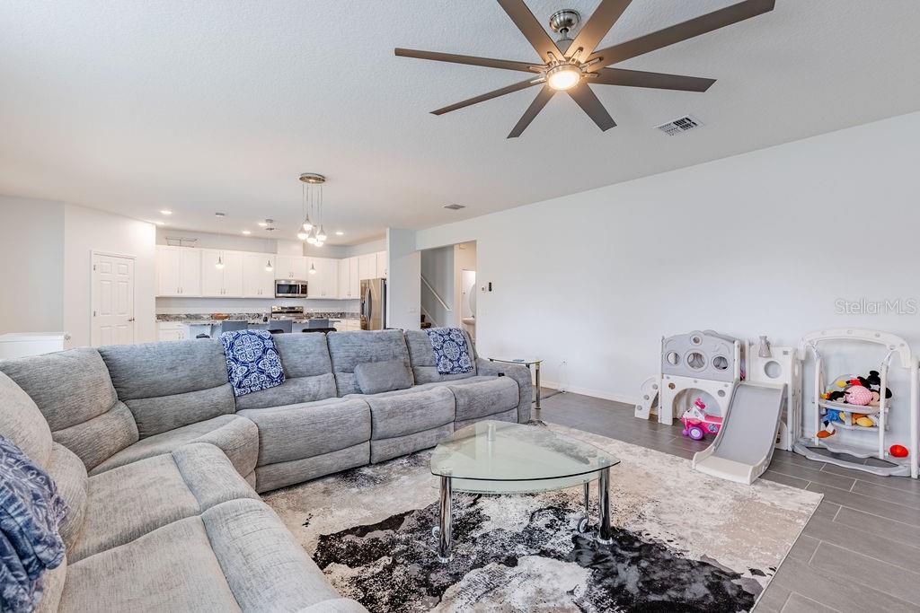 LAKE DENHAM ESTATES - Residential