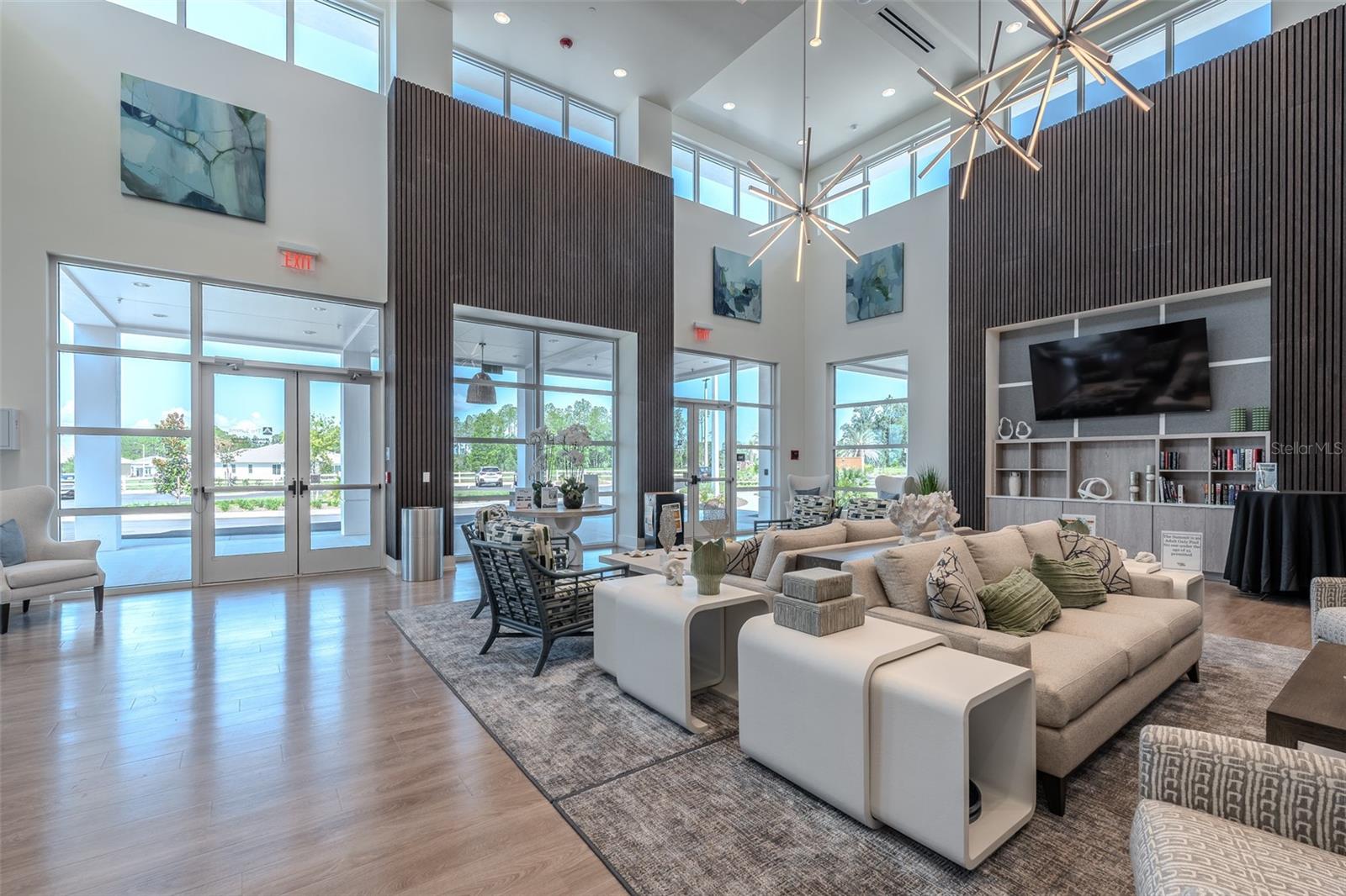 ON TOP THE WORLD AVALON PH 7 - Residential