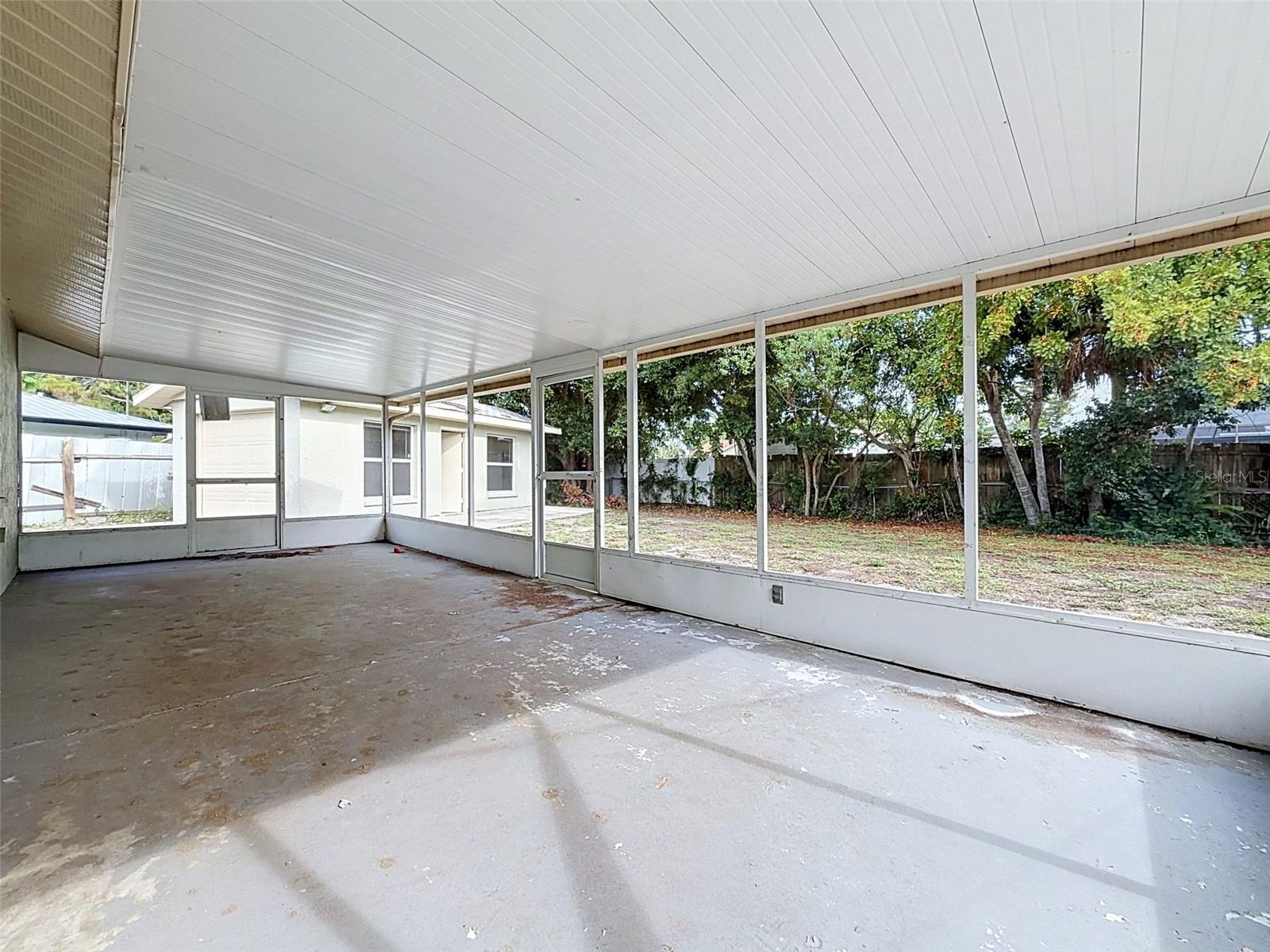 LAKEWOOD ESTATES - Residential
