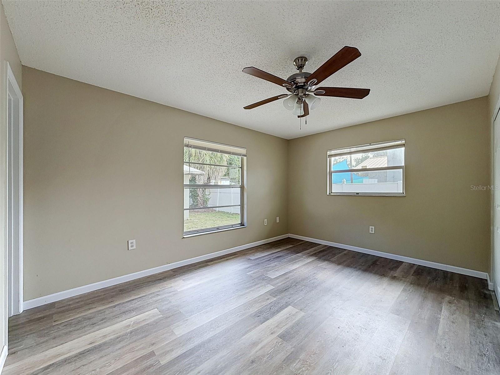 LAKEWOOD ESTATES - Residential