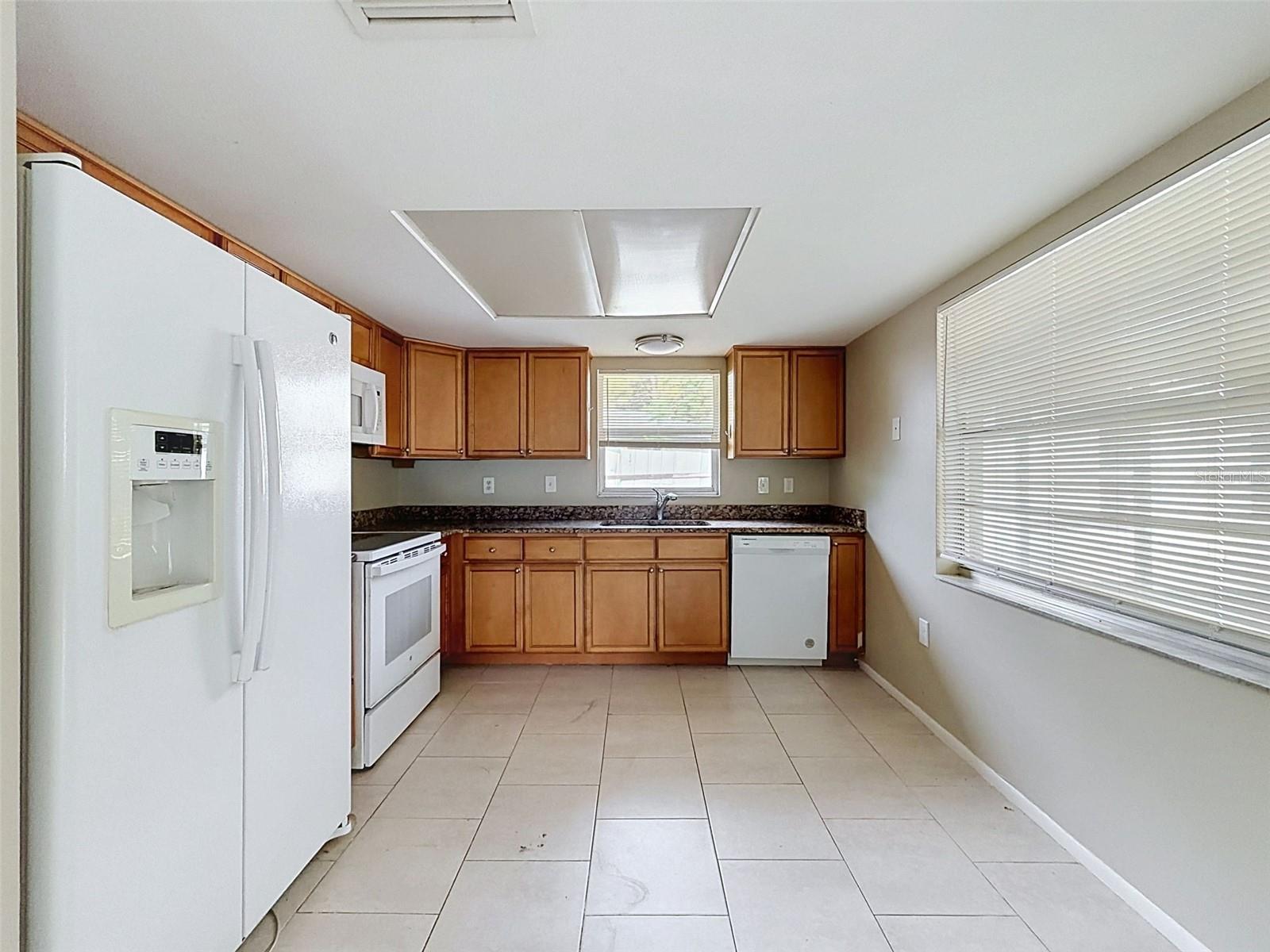 LAKEWOOD ESTATES - Residential
