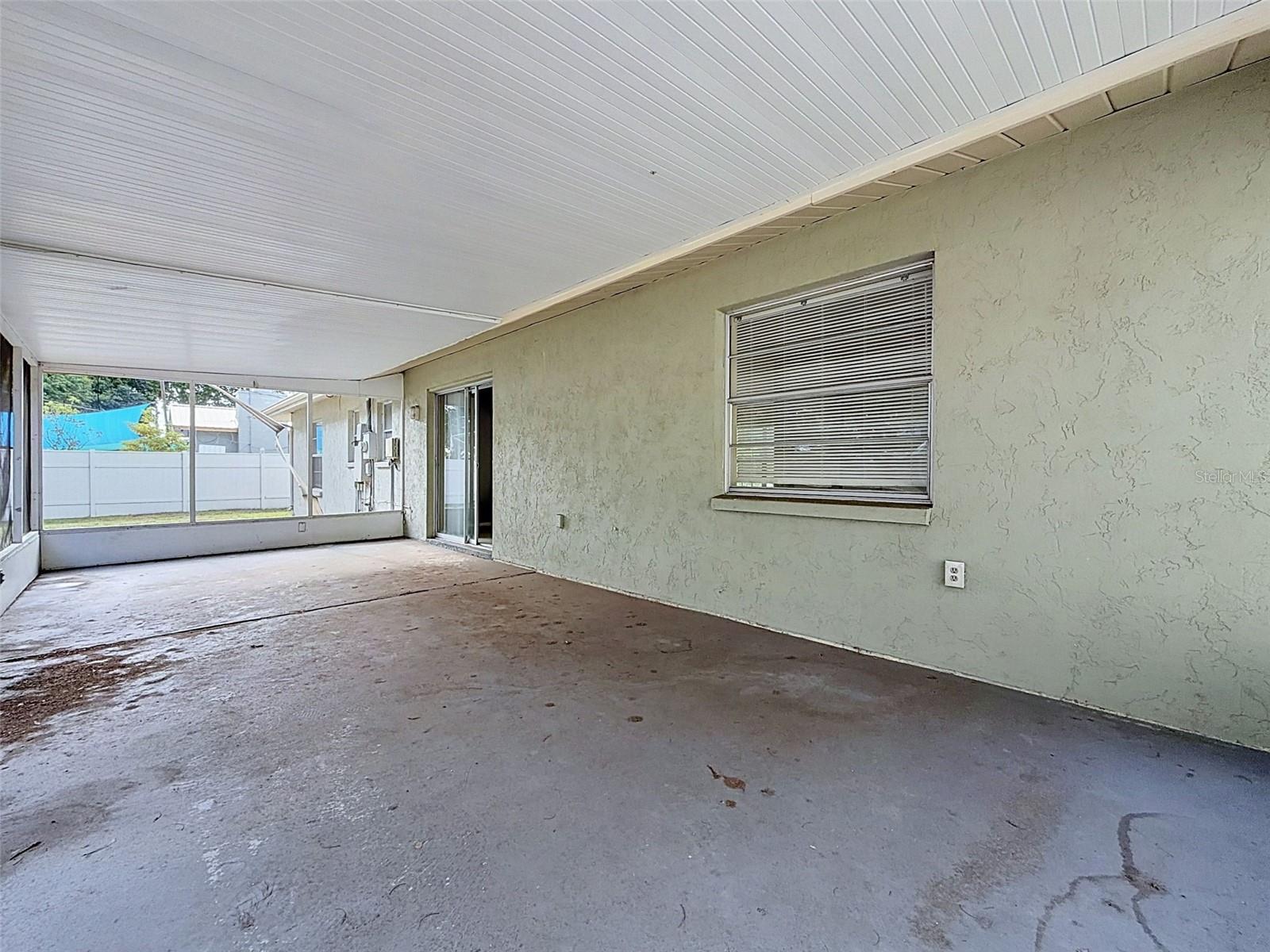 LAKEWOOD ESTATES - Residential