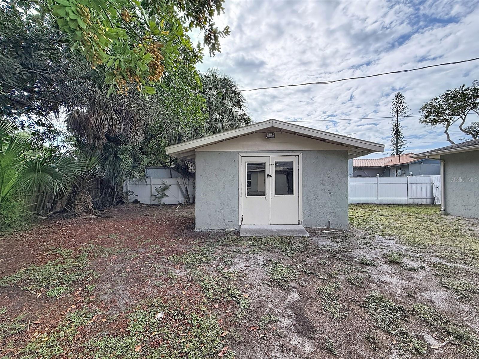 LAKEWOOD ESTATES - Residential