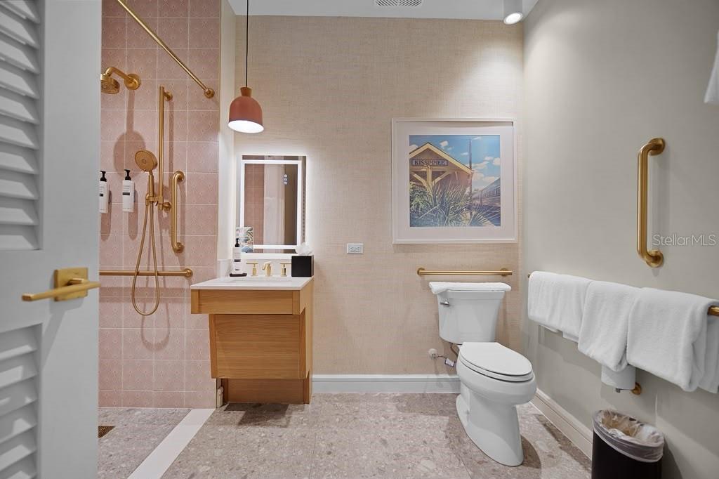 SUNSET WALK HOTEL CONDO PH 2-5 - Residential