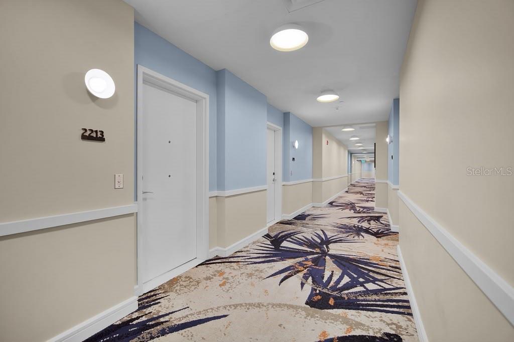 SUNSET WALK HOTEL CONDO PH 2-5 - Residential