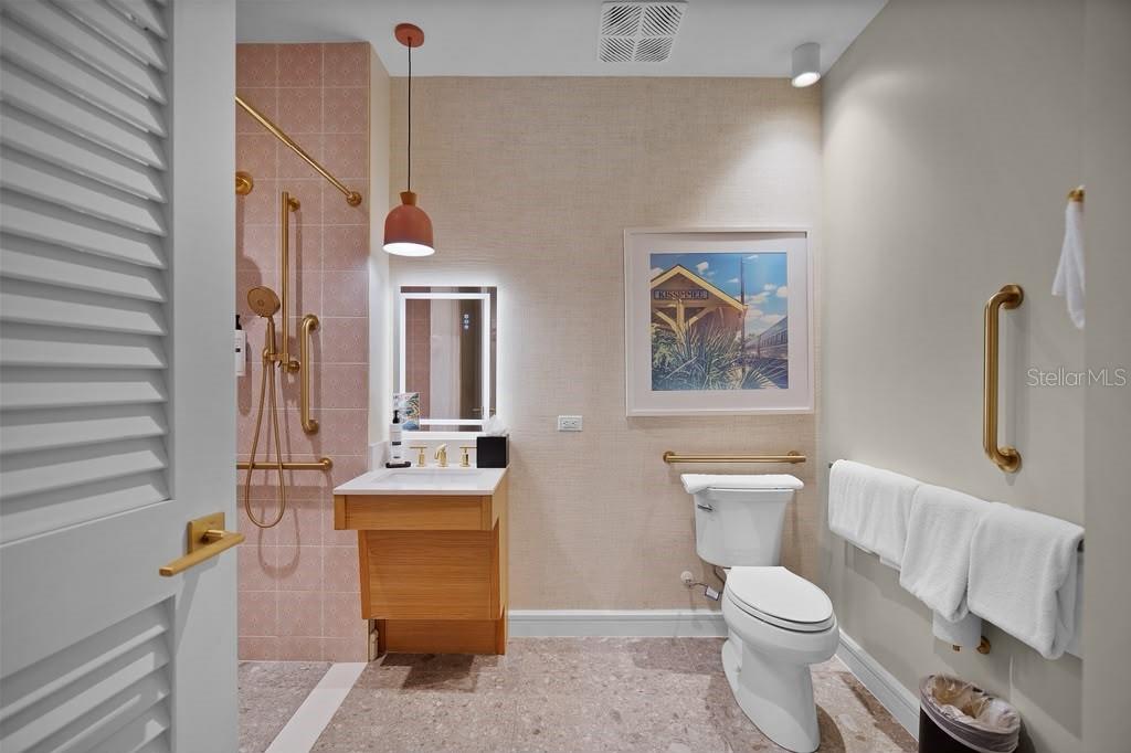 SUNSET WALK HOTEL CONDO PH 2-5 - Residential