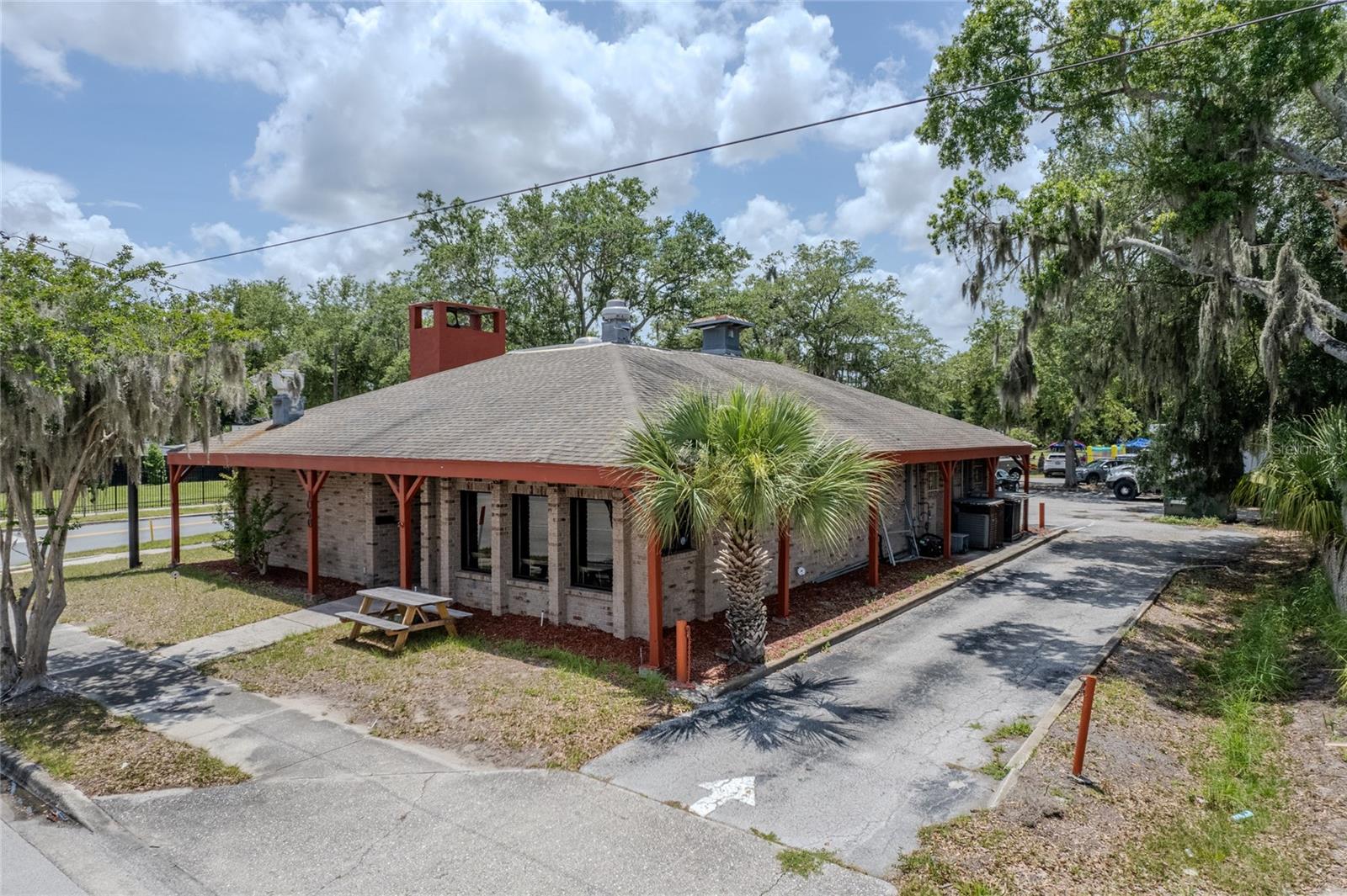 NORTH LAKELAND - Commercial Sale