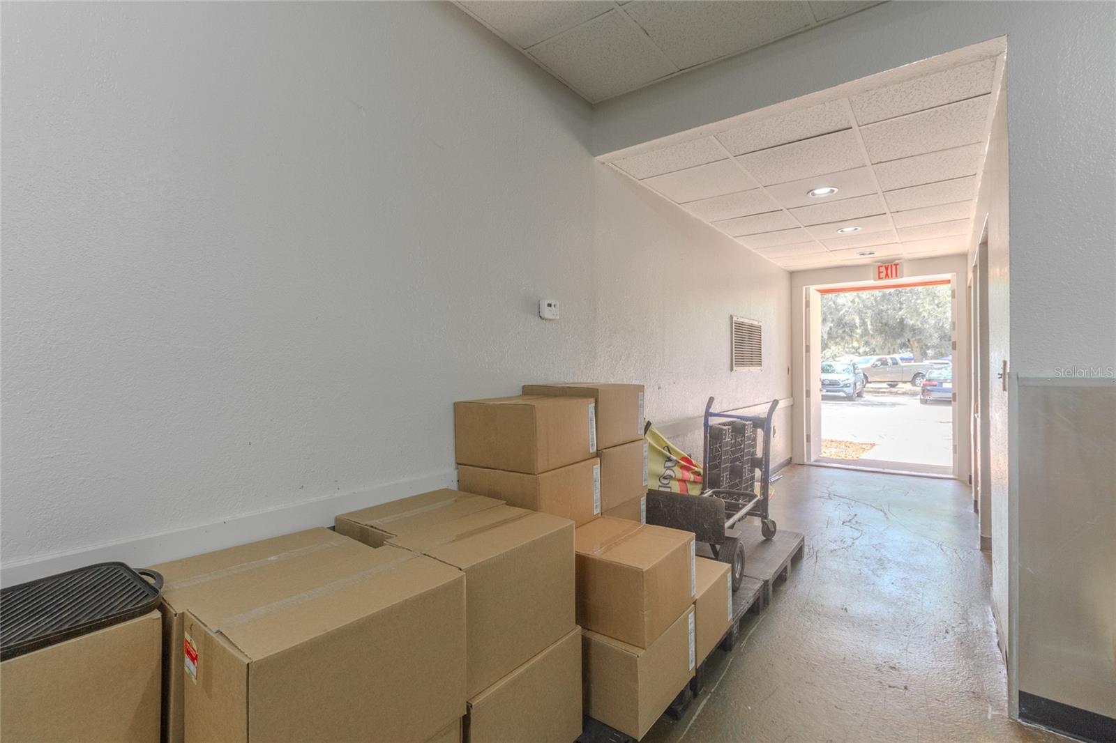 NORTH LAKELAND - Commercial Sale