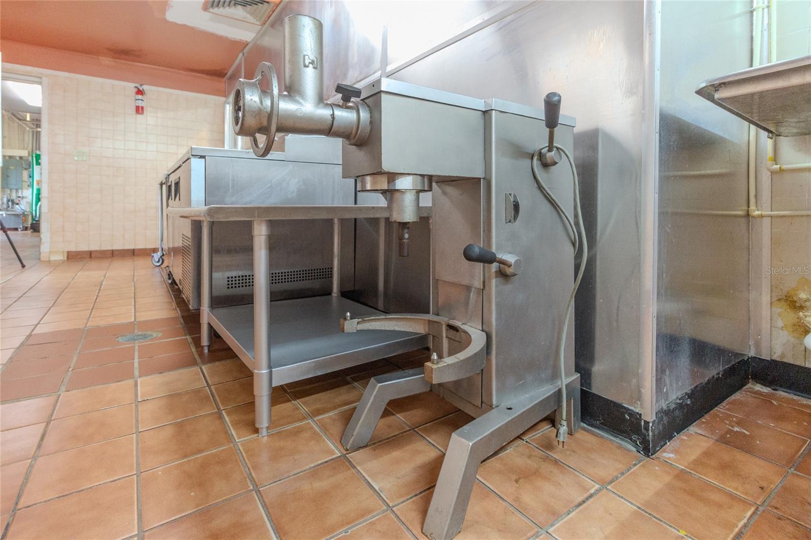 NORTH LAKELAND - Commercial Sale