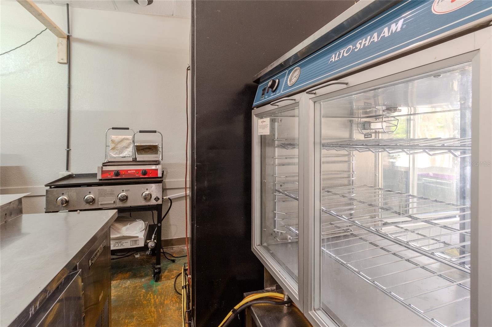 NORTH LAKELAND - Commercial Sale